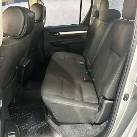 TOYOTA Hilux Caminhonete 2.7 16V 4P SR FLEX CABINE DUPLA AUTOM�TICO, Foto 24