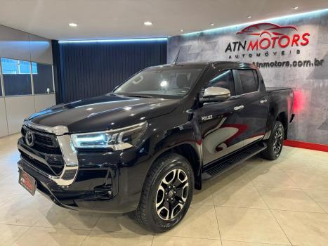 TOYOTA Hilux Caminhonete 2.8 16V SRX 4X4 TURBO DIESEL CABINE DUPLA AUTOMÁTICO, Foto 3