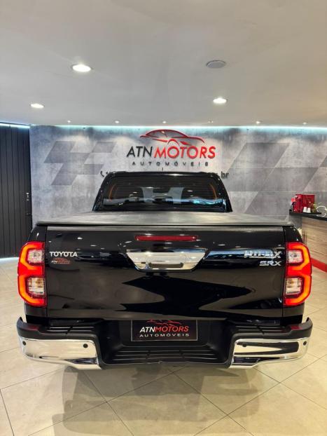 TOYOTA Hilux Caminhonete 2.8 16V SRX 4X4 TURBO DIESEL CABINE DUPLA AUTOMÁTICO, Foto 5