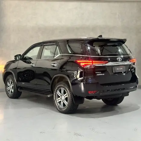 TOYOTA Hilux SW4 2.7 16V 4P FLEX SRV 7 LUGARES AUTOM�TICO, Foto 6