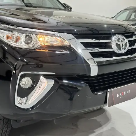 TOYOTA Hilux SW4 2.7 16V 4P FLEX SRV 7 LUGARES AUTOM�TICO, Foto 7