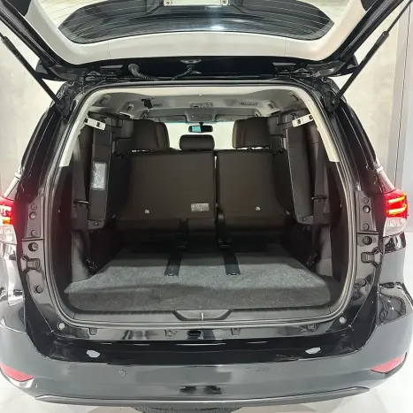 TOYOTA Hilux SW4 2.7 16V 4P FLEX SRV 7 LUGARES AUTOM�TICO, Foto 27