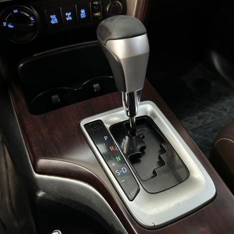 TOYOTA Hilux SW4 2.8 4P SRX 4X4 TURBO DIESEL AUTOMTICO, Foto 13