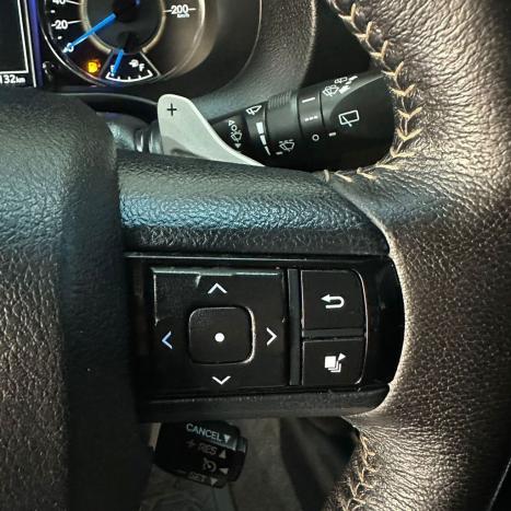 TOYOTA Hilux SW4 2.8 4P SRX 4X4 TURBO DIESEL AUTOMTICO, Foto 20