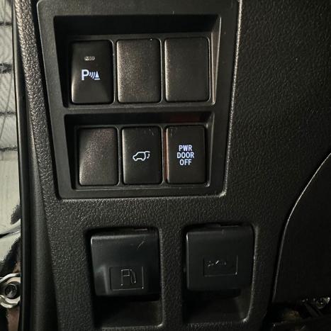 TOYOTA Hilux SW4 2.8 4P SRX 4X4 TURBO DIESEL AUTOMTICO, Foto 21