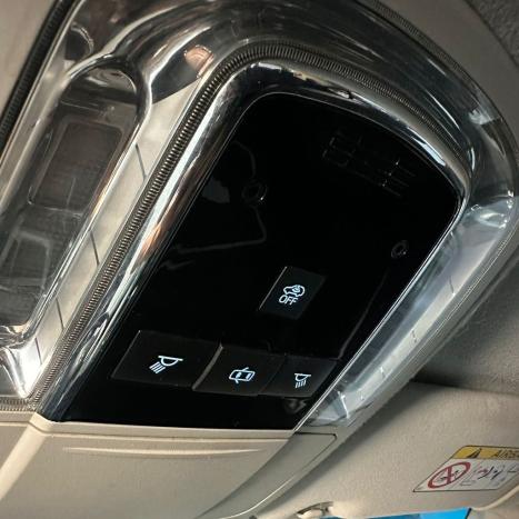 TOYOTA Hilux SW4 2.8 4P SRX 4X4 TURBO DIESEL AUTOMTICO, Foto 27