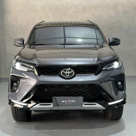 TOYOTA Hilux SW4 2.8 16V 4P SRX 4X4 7 LUGARES TURBO DIESEL AUTOM�TICO, Foto 2