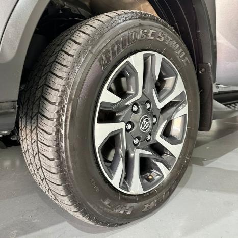 TOYOTA Hilux SW4 2.8 16V 4P SRX 4X4 7 LUGARES TURBO DIESEL AUTOM�TICO, Foto 34