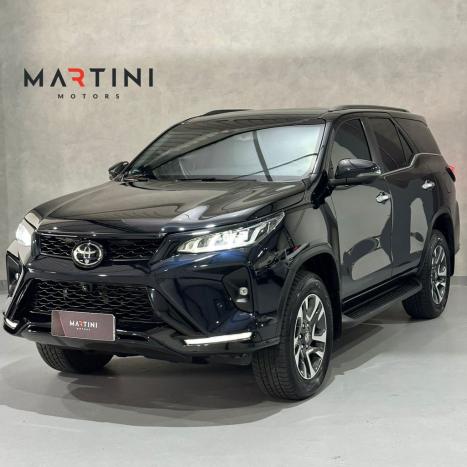 TOYOTA Hilux SW4 2.8 4P SRX 4X4 DIAMOND 7 LUGARES TURBO DIESEL AUTOM�TICO, Foto 1