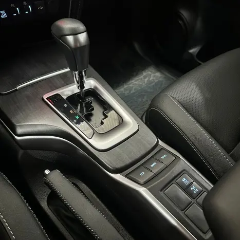 TOYOTA Hilux SW4 2.8 16V 4P SRX PLATINUM 4X4 7 LUGARES TURBO DIESEL AUTOM�TICO, Foto 17