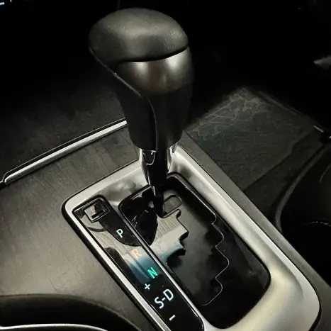 TOYOTA Hilux SW4 2.8 16V 4P SRX PLATINUM 4X4 7 LUGARES TURBO DIESEL AUTOM�TICO, Foto 18