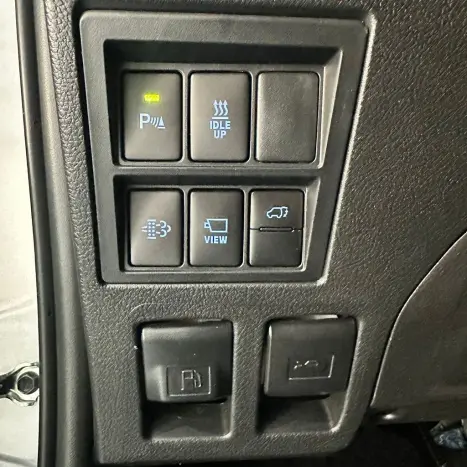 TOYOTA Hilux SW4 2.8 16V 4P SRX PLATINUM 4X4 7 LUGARES TURBO DIESEL AUTOM�TICO, Foto 21