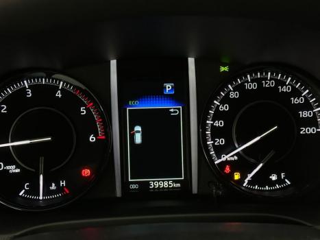 TOYOTA Hilux SW4 2.8 4P SRX 4X4 DIAMOND 7 LUGARES TURBO DIESEL AUTOMÁTICO, Foto 13