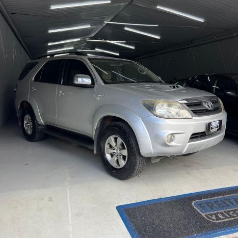 TOYOTA Hilux SW4 3.0 16V 4P SRV 4X4 TURBO DIESEL AUTOM�TICO, Foto 3