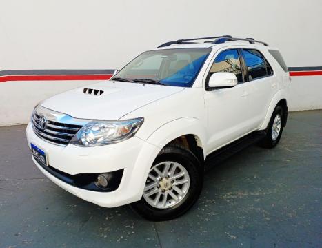 TOYOTA Hilux SW4 3.0 16V 4P SRV 4X4 TURBO DIESEL AUTOM�TICO, Foto 1