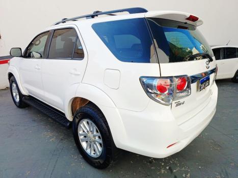 TOYOTA Hilux SW4 3.0 16V 4P SRV 4X4 TURBO DIESEL AUTOM�TICO, Foto 12