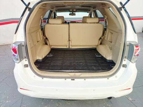 TOYOTA Hilux SW4 3.0 16V 4P SRV 4X4 TURBO DIESEL AUTOM�TICO, Foto 13