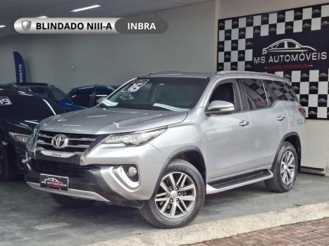 TOYOTA Hilux SW4 4.0 V6 24V 4P SRX 4X4 7 LUGARES AUTOM�TICO, Foto 1
