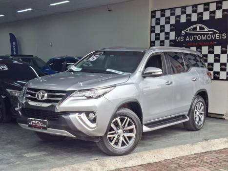 TOYOTA Hilux SW4 4.0 V6 24V 4P SRX 4X4 7 LUGARES AUTOM�TICO, Foto 22