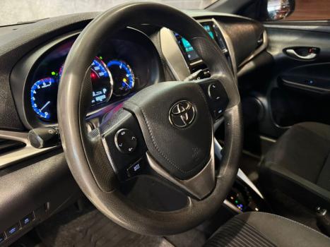 TOYOTA Yaris Hatch 1.3 16V 4P FLEX XL MULTIDRIVE AUTOMÁTICO CVT, Foto 15 TOYOTA Yaris Hatch 1.3 16V 4P FLEX XL MULTIDRIVE AUTOMÁTICO CVT, Foto 15