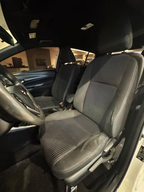 TOYOTA Yaris Hatch 1.3 16V 4P FLEX XL MULTIDRIVE AUTOMÁTICO CVT, Foto 16 TOYOTA Yaris Hatch 1.3 16V 4P FLEX XL MULTIDRIVE AUTOMÁTICO CVT, Foto 16