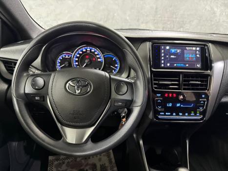 TOYOTA Yaris Hatch 1.5 16V 4P FLEX XL MULTIDRIVE AUTOM�TICO CVT, Foto 8