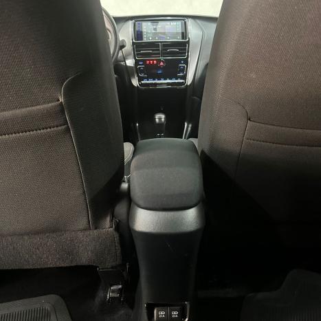 TOYOTA Yaris Hatch 1.5 16V 4P FLEX XLS MULTIDRIVE AUTOM�TICO CVT, Foto 14