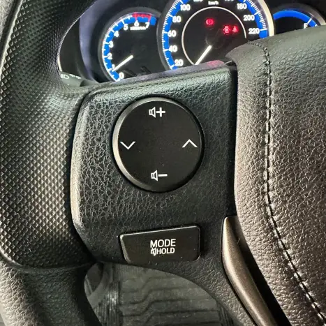 TOYOTA Yaris Hatch 1.5 16V 4P FLEX XL MULTIDRIVE AUTOM�TICO CVT, Foto 18