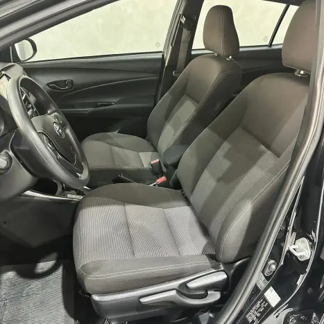 TOYOTA Yaris Hatch 1.5 16V 4P FLEX XL MULTIDRIVE AUTOM�TICO CVT, Foto 22