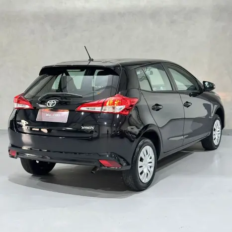 TOYOTA Yaris Hatch 1.5 16V 4P FLEX XL MULTIDRIVE AUTOM�TICO CVT, Foto 4