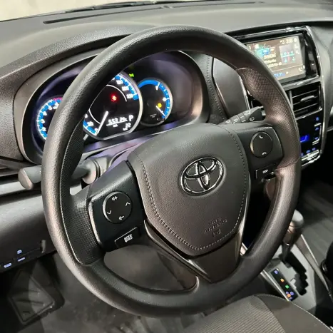 TOYOTA Yaris Hatch 1.5 16V 4P FLEX XL MULTIDRIVE AUTOM�TICO CVT, Foto 19