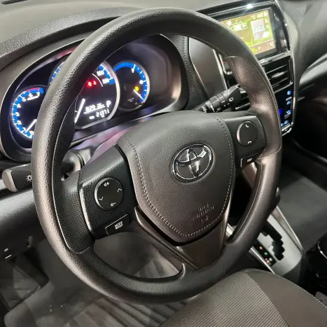 TOYOTA Yaris Hatch 1.5 16V 4P FLEX XL MULTIDRIVE AUTOM�TICO CVT, Foto 17