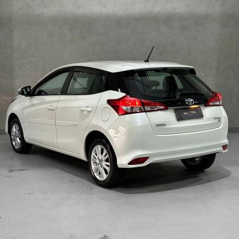 TOYOTA Yaris Hatch 1.3 16V 4P FLEX XL, Foto 6