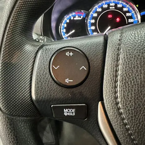 TOYOTA Yaris Hatch 1.3 16V 4P FLEX XL, Foto 19