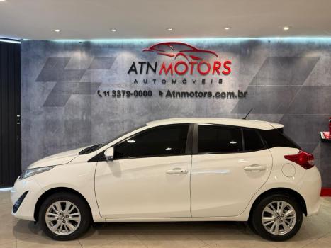 TOYOTA Yaris Hatch 1.3 16V 4P FLEX XL PLUS TECH MULTIDRIVE AUTOM�TICO CVT, Foto 2