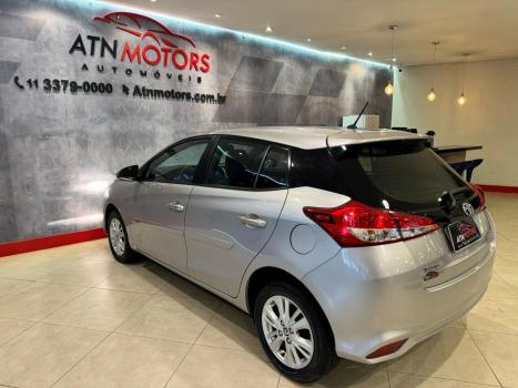 TOYOTA Yaris Hatch 1.3 16V 4P FLEX XL MULTIDRIVE AUTOM�TICO CVT, Foto 5