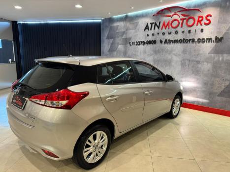 TOYOTA Yaris Hatch 1.3 16V 4P FLEX XL MULTIDRIVE AUTOM�TICO CVT, Foto 6