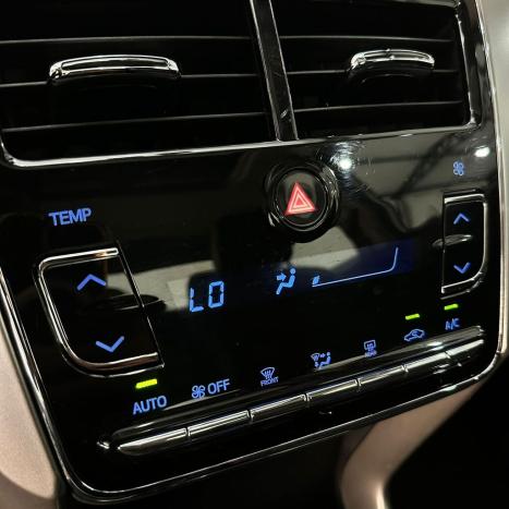 TOYOTA Yaris Sedan 1.5 16V 4P FLEX XLS CONNECT MULTIDRIVE AUTOM�TICO CVT, Foto 13