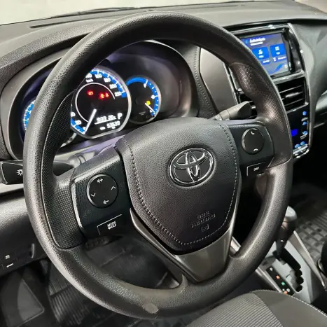 TOYOTA Yaris Sedan 1.5 16V 4P FLEX XL, Foto 17