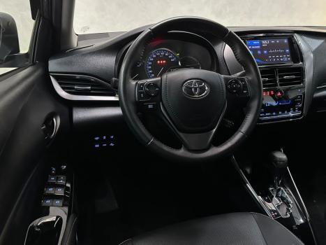 TOYOTA Yaris Sedan 1.5 16V 4P FLEX XLS MULTIDRIVE AUTOMÁTICO CVT, Foto 12