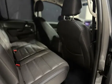 VOLKSWAGEN Amarok 3.0 V6 CABINE DUPLA HIGHLINE 4X4 TURBO INTERCOOLER AUTOMÁTICO, Foto 10