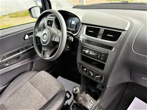 VOLKSWAGEN Fox 1.0 4P TRENDLINE FLEX, Foto 11