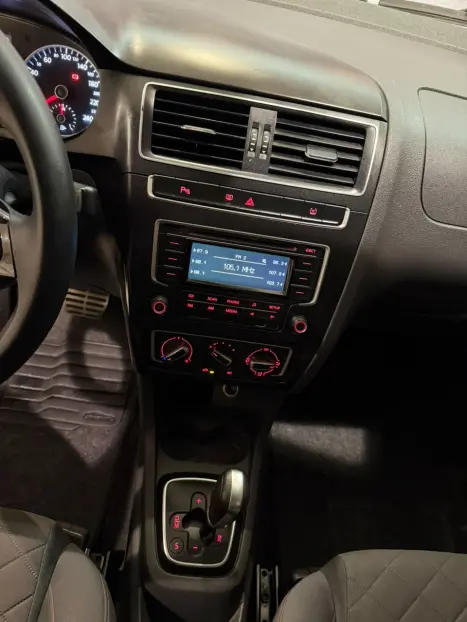 VOLKSWAGEN Fox 1.6 16V 4P FLEX MSI HIGHLINE I-MOTIO AUTOMATIZADO, Foto 10