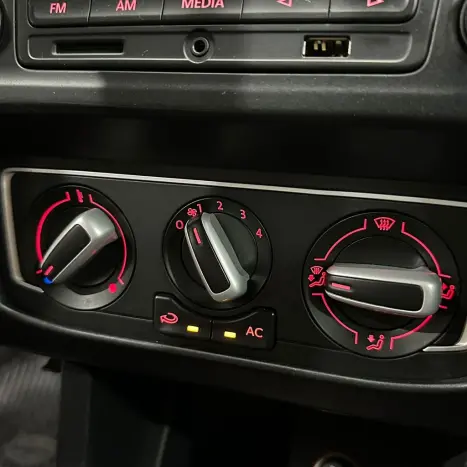 VOLKSWAGEN Fox 1.6 4P ROCK IN RIO FLEX, Foto 16