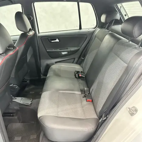 VOLKSWAGEN Fox 1.6 4P ROCK IN RIO FLEX, Foto 21