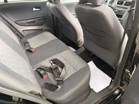 VOLKSWAGEN Fox 1.6 4P FLEX, Foto 15