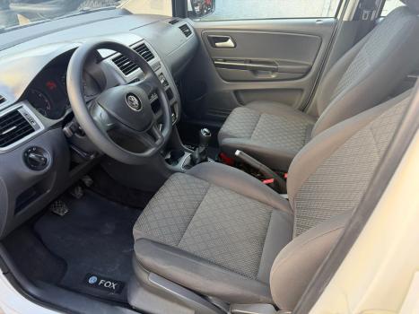 VOLKSWAGEN Fox 1.6 4P MSI TRENDLINE FLEX, Foto 8