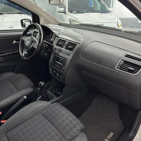 VOLKSWAGEN Fox 1.6 4P MSI COMFORTLINE FLEX, Foto 8