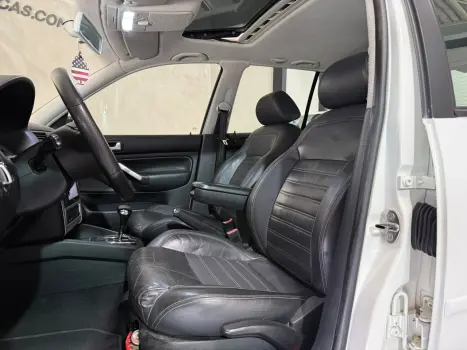 VOLKSWAGEN Golf 2.0 4P FLEX SPORTLINE AUTOMÁTICO, Foto 8