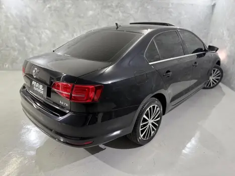 VOLKSWAGEN Jetta 2.0 4P TSI HIGHLINE 211 CV AUTOMTICO, Foto 6